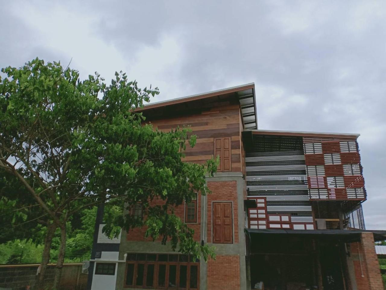 Baan9Nan Guest Home In Nan City Exterior photo